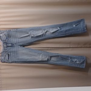 BlankNyc distressed  light blue jeans size 27 inseam 30 never worn thrifted.